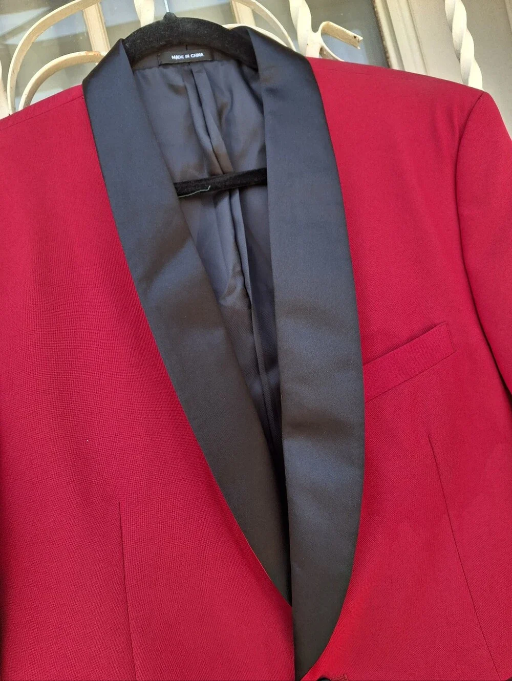 Egara Red and Black Satin Shawl Collar Tuxedo Dinner Jacket  Men Size 42S